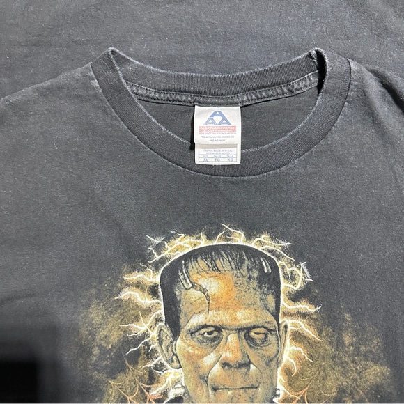 Classic Frankenstein Graphic Tee Black Solid Shirt XL Men’s Horror Movie - Picture 3 of 6
